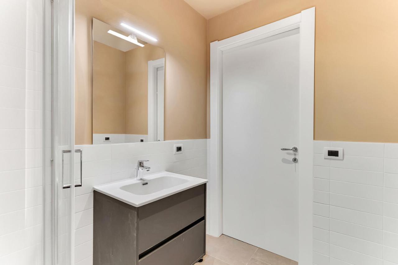 부치나스코 Alessia'S Flat- Naviglio Grande 아파트 외부 사진