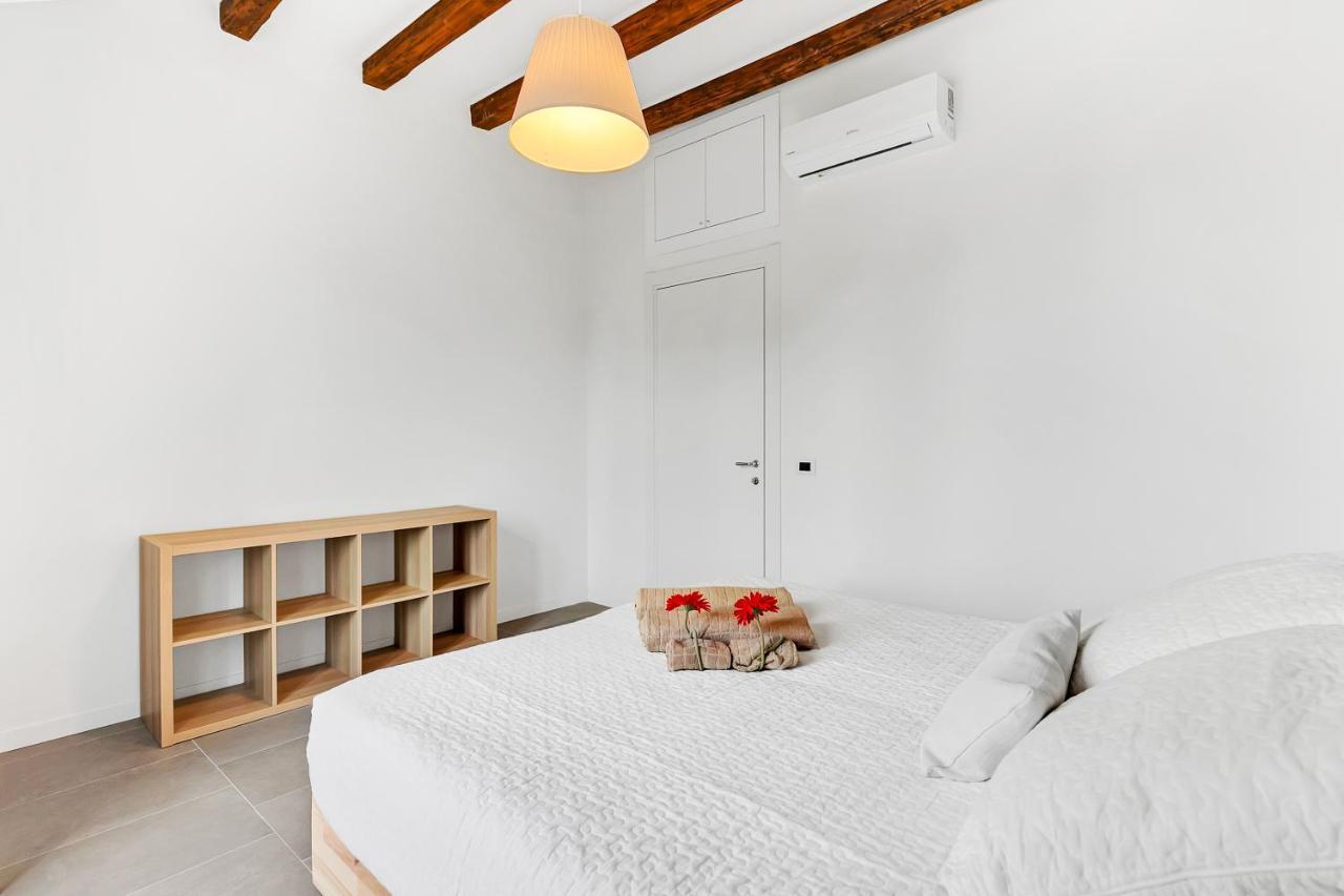 부치나스코 Alessia'S Flat- Naviglio Grande 아파트 외부 사진